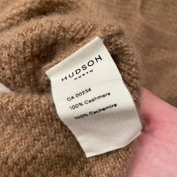 Hudson North Cashmere Sweater - Picture 3 of 4